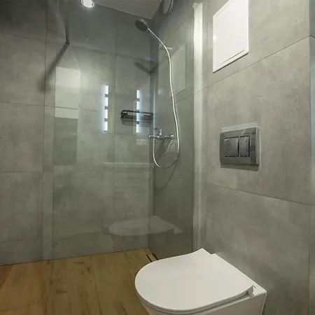 Апартаменты Wigurytower 89 *