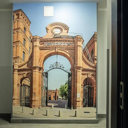 Апартаменти Wigurytower 89 *