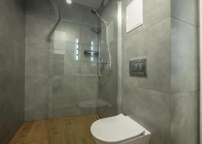 Апартаменти Wigurytower 89 *