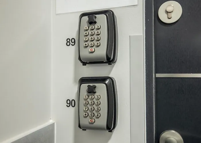 Апартаменти Wigurytower 89 *